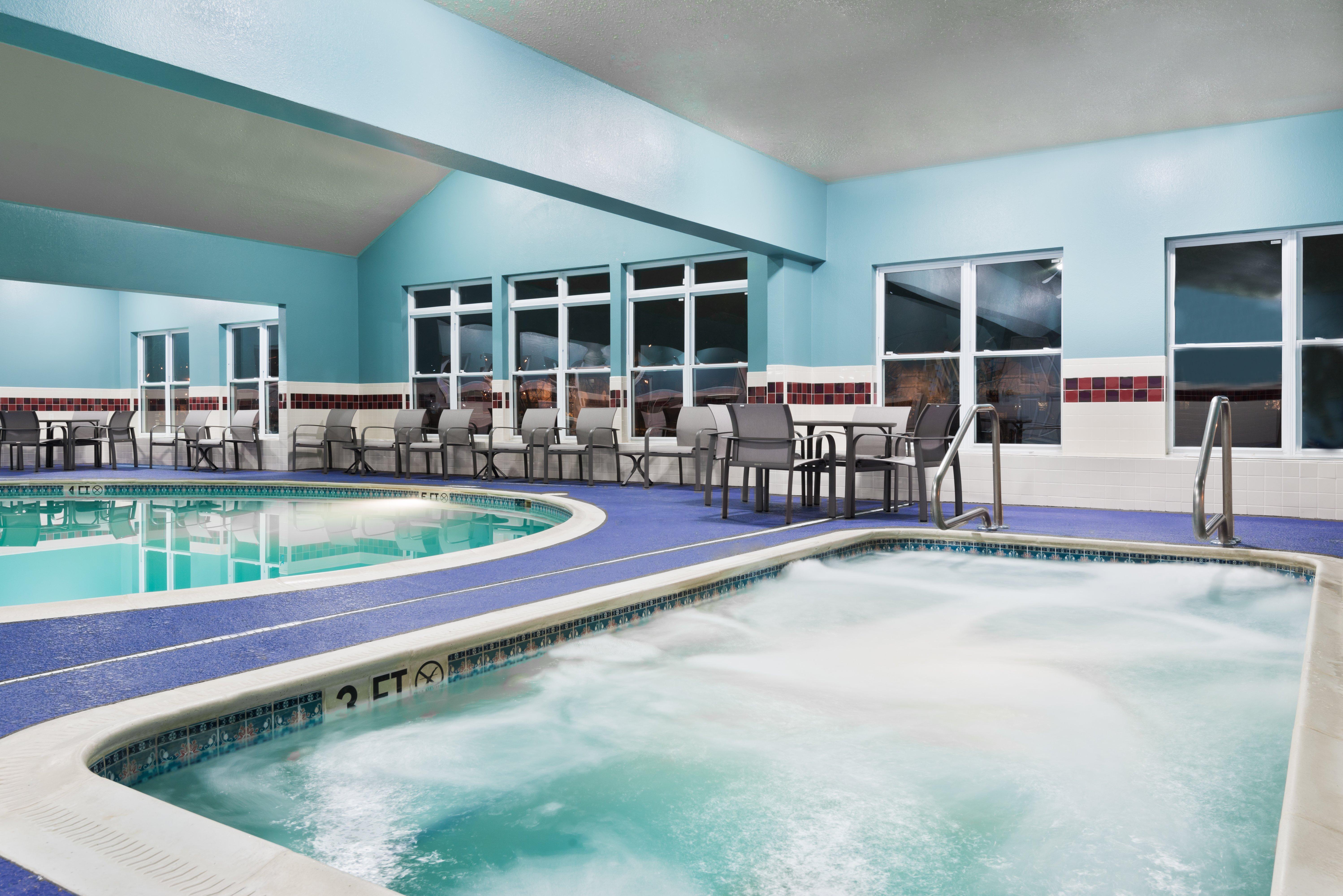 Express & - Airport East By Ihg Hotel 3*